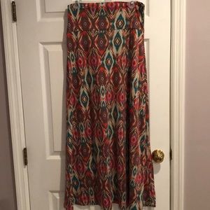 Maxi skirt - multi colored pattern